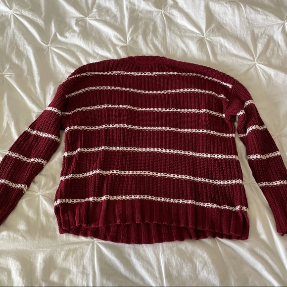 American Eagle Sweater - Picture 2 of 3